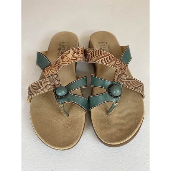 L'Artiste‎ Spring Step US 7.5 Pierce Embossed Leather Toe Ring Strappy Sandal - Picture 1 of 8